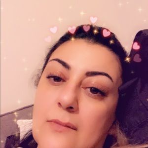 Meet your Posher, Ghazaleh